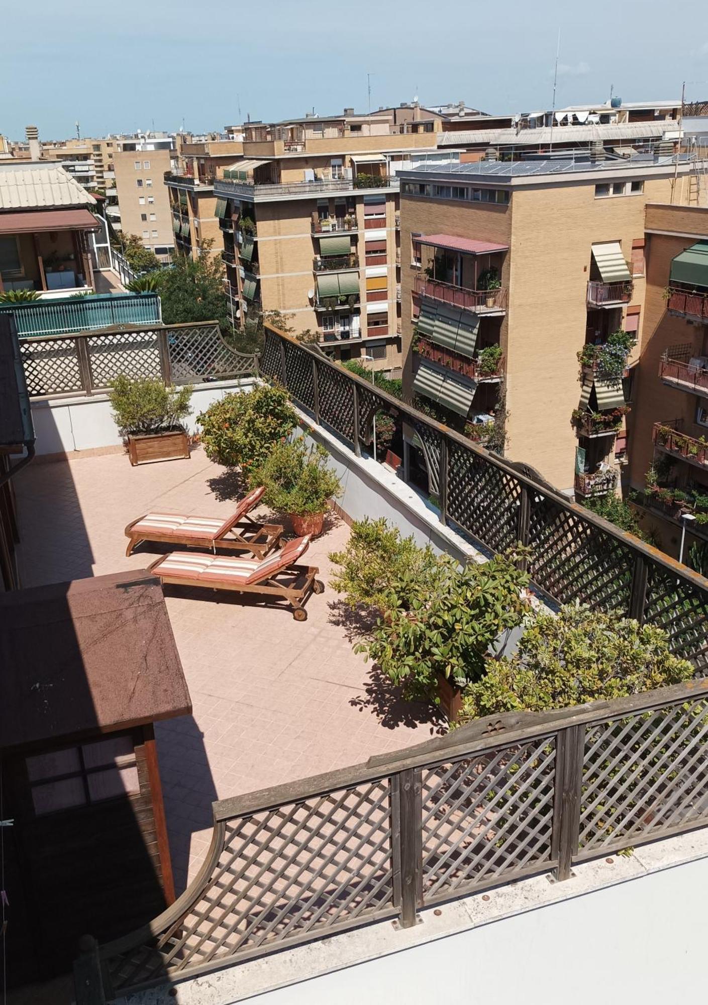 リド・ディ・オスティアAttico Con Terrazza In Via Dei Traghettiアパートメント エクステリア 写真